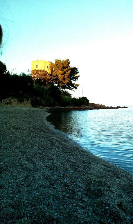 Vacanze Mare E Montagna Apartment *